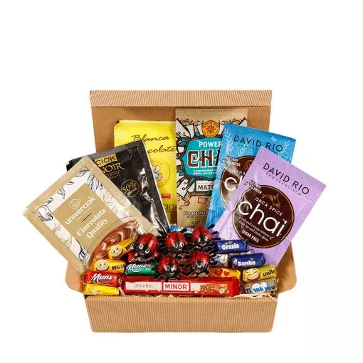 Gustone Geschenk-Set Chai, Trinkschokoladen und Schokoladenriegel ~ 31 Stück